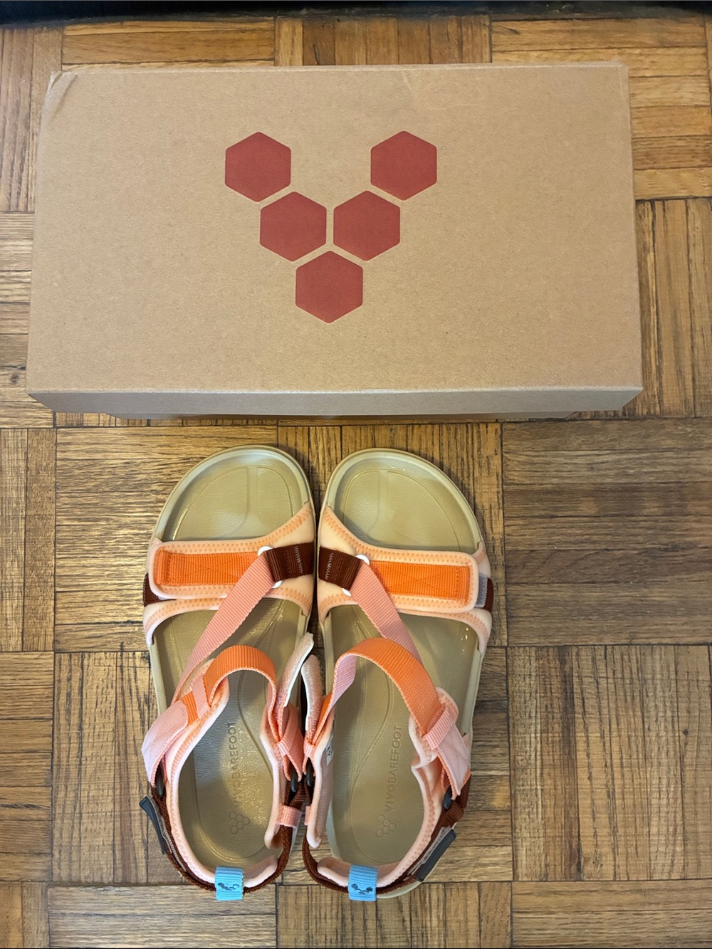 NWT Vivobarefoot Tracker Ora Coral Sandals